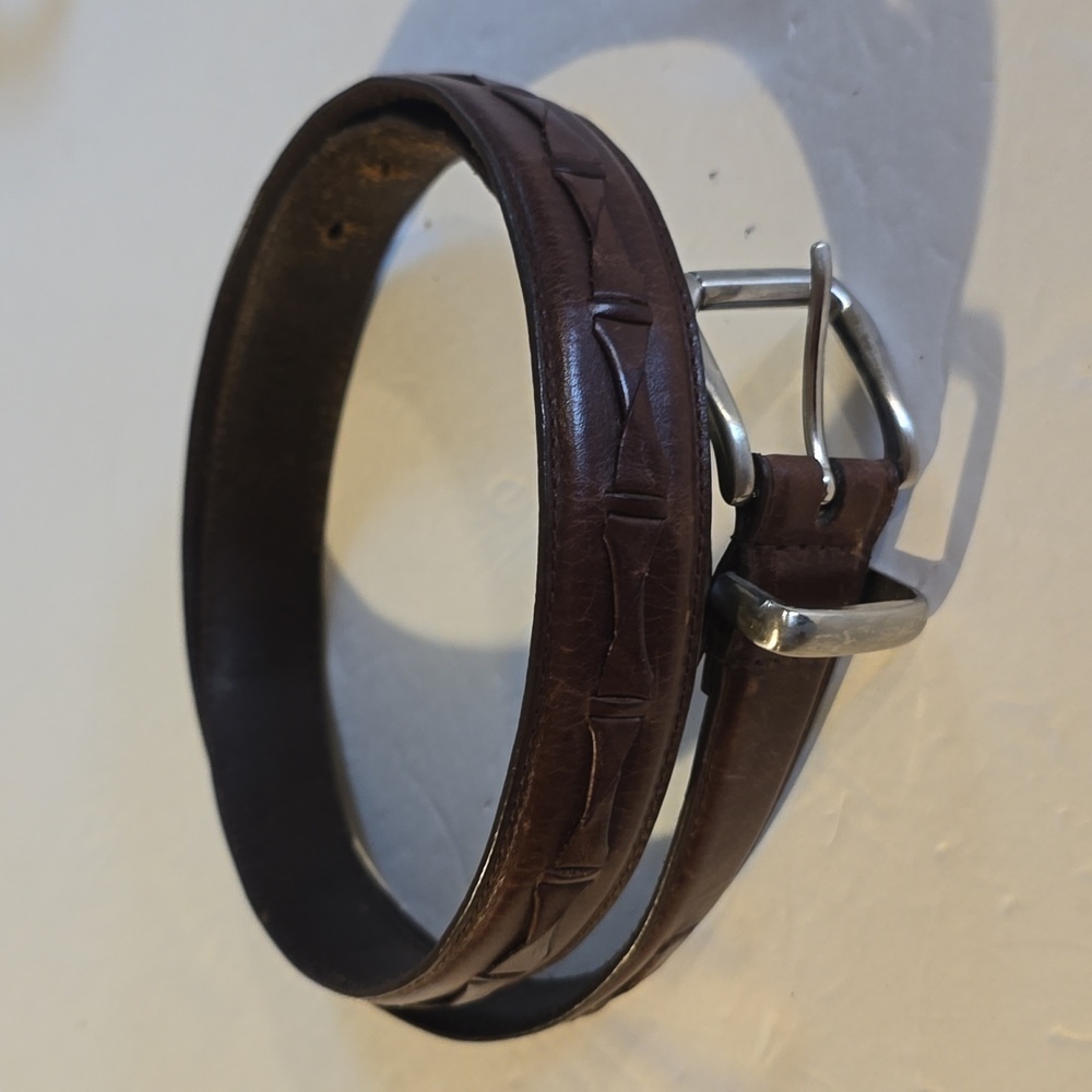 Vintage Mens Brown Leather RAISED Weave Silver Buckle Sz.38